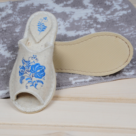 Тапочки войлочные женские Бурундук открытые 'ГЖЕЛЬ', 100% шерсть в Москве